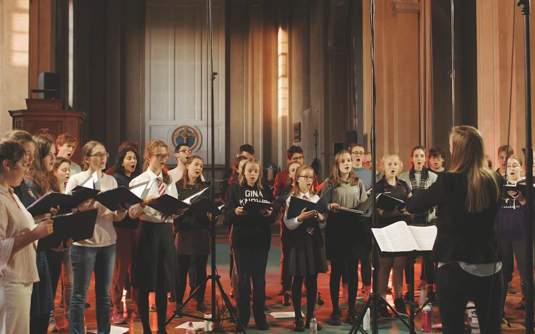 Upon Your Heart – Eleanor Daley withthe Choirs of Pembroke College Cambridge